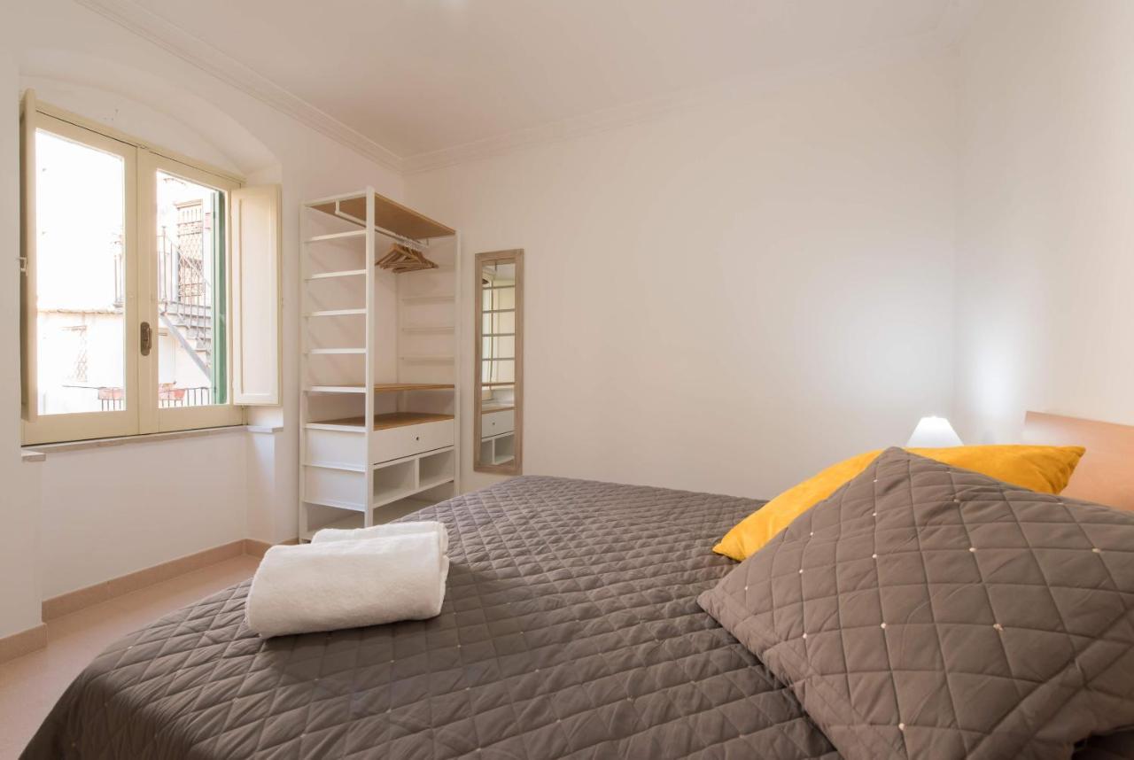 Duomo Seaside Deluxe Apartment By Ortigia Apartments 시라쿠사 외부 사진
