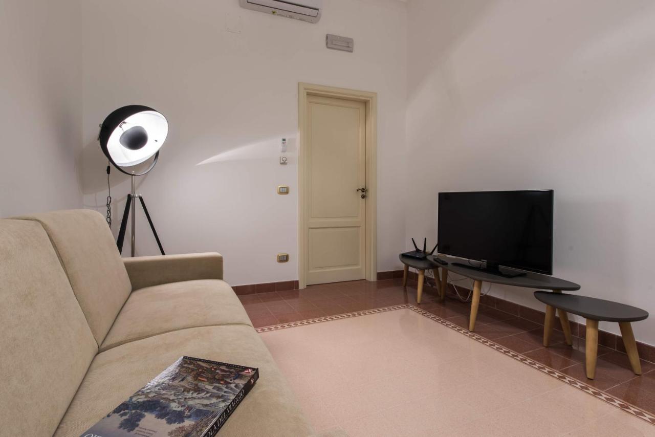 Duomo Seaside Deluxe Apartment By Ortigia Apartments 시라쿠사 외부 사진